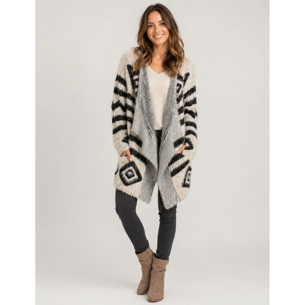 Rhapsody Eyelash Cardigan Sweater Womens Juniors Plus 1X Cream Black Aztec Print